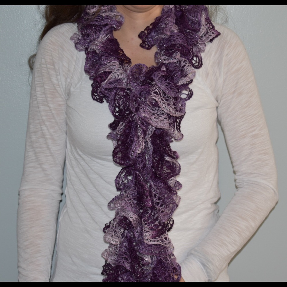 Handmade Ruffled Scarf - Picture 1 of 1